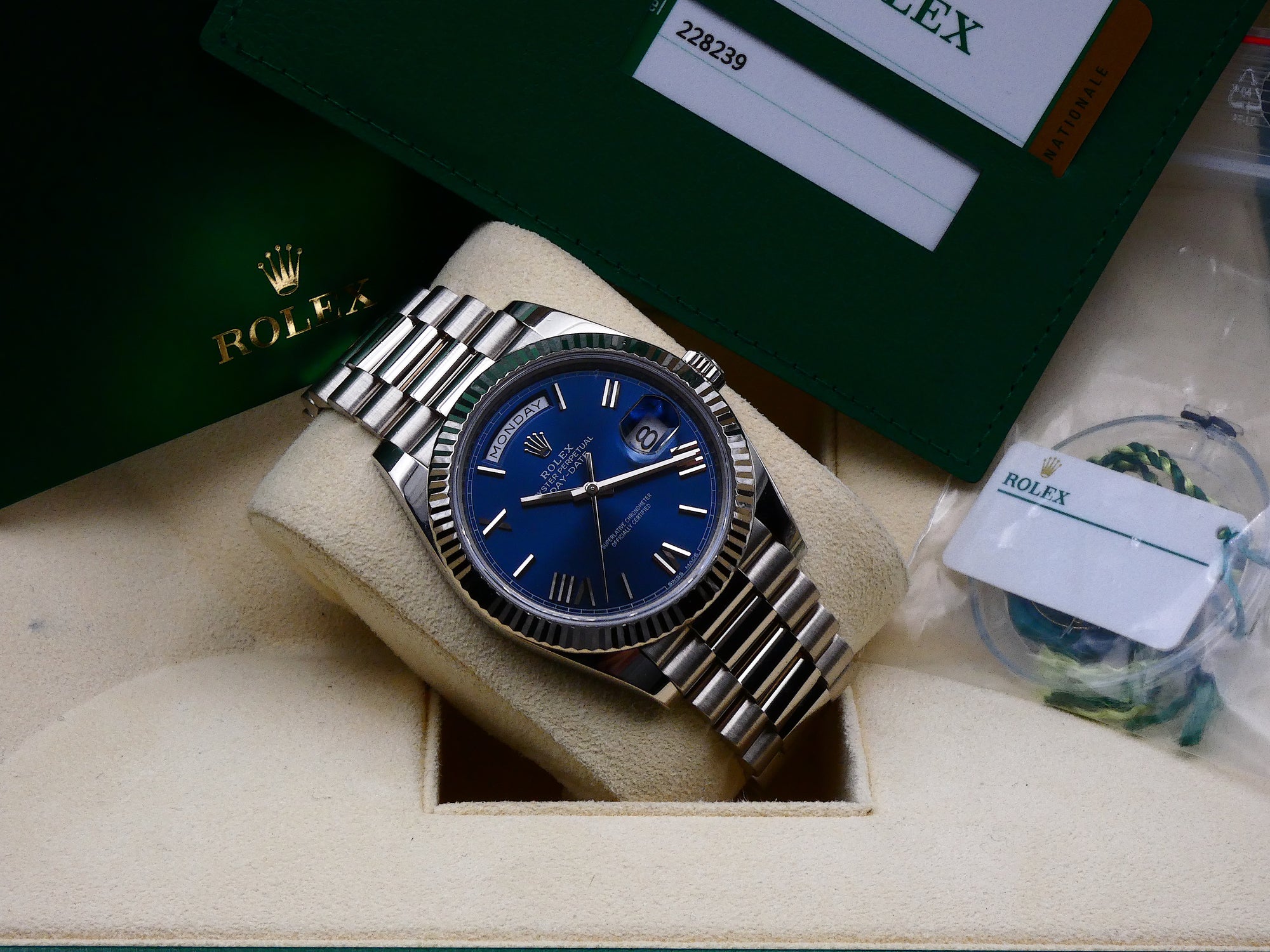 RES Rolex 228239 Day-Date 40 2018 / full set