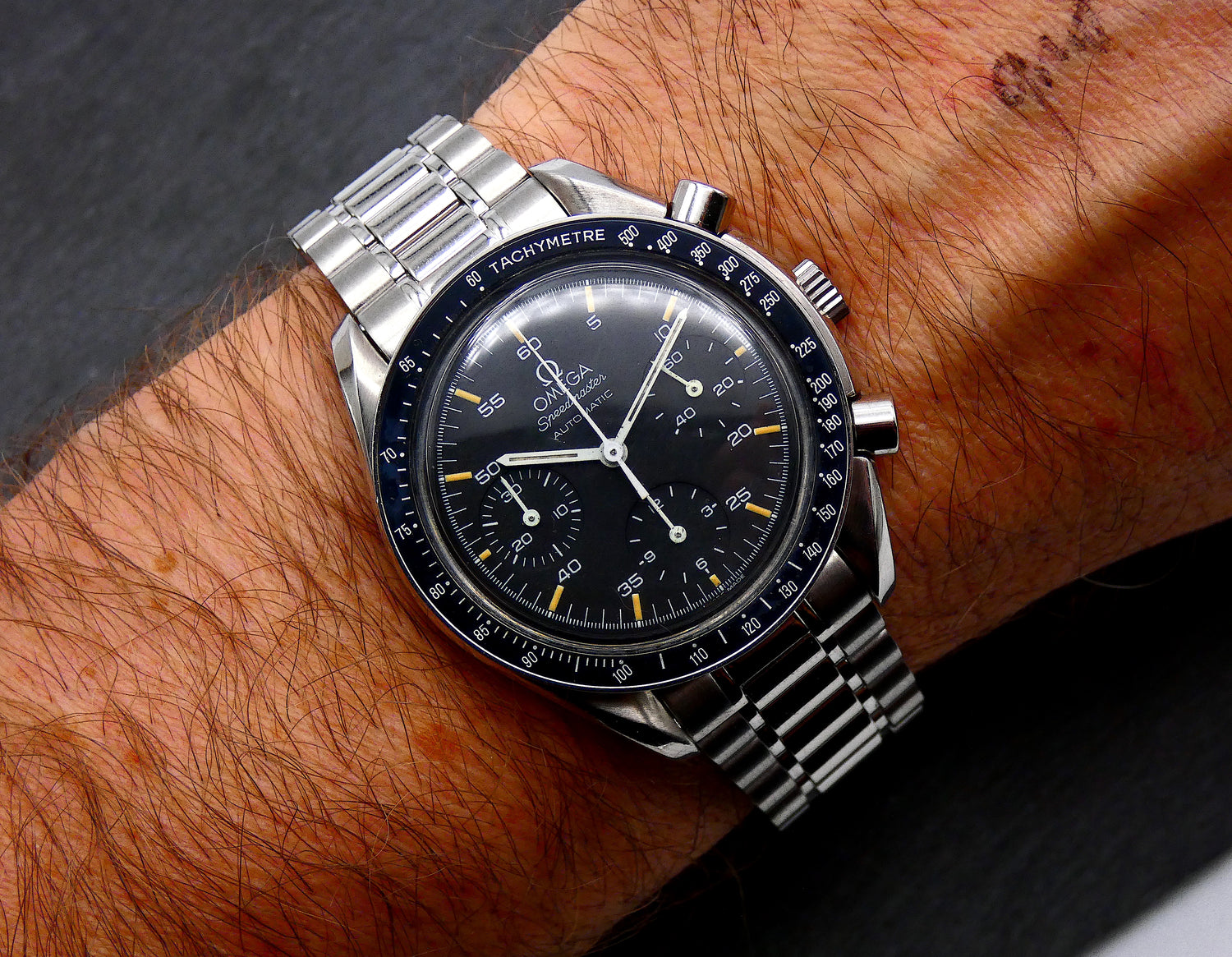 SOLD Omega Speedmaster Reduced 1995 pumpkin tritium EON Watches