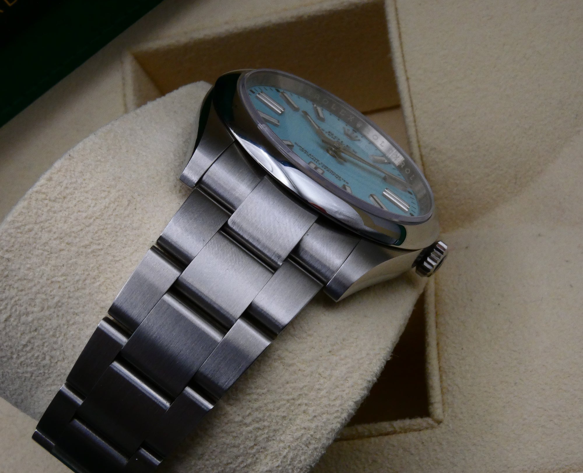 SOLD Rolex Oyster Perpetual 41 124300 Tiffany