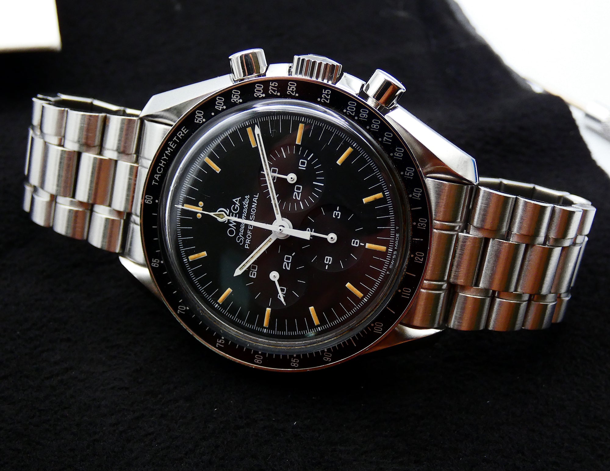 SOLD Omega Speedmaster Professional Moonwatch 145022 1996