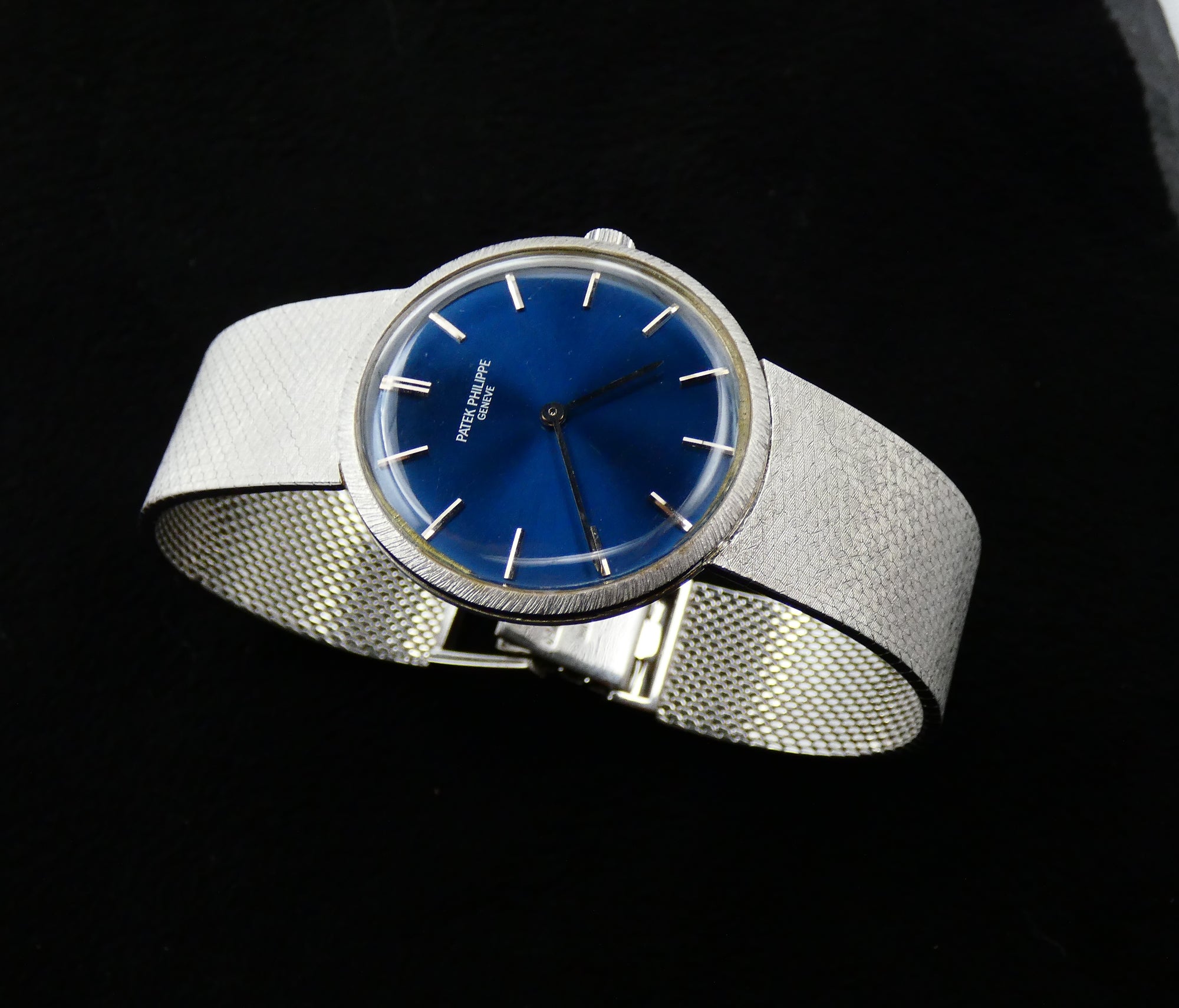 Patek Philippe Calatrava Ultra rare Vintage WG Blue calatrava 3468G