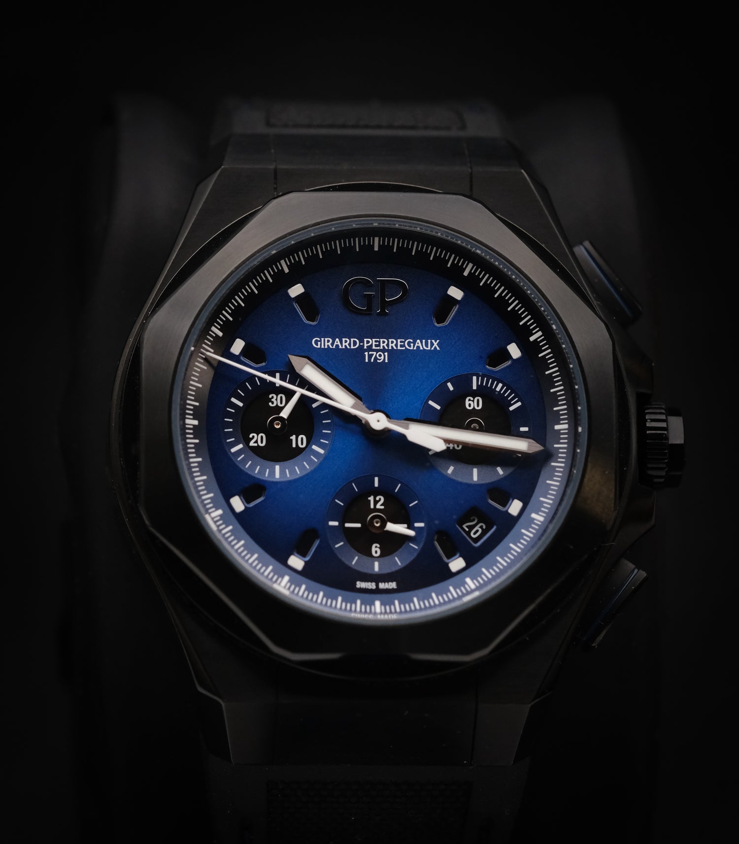 Girard Perregaux Laureato 44mm Chronograph