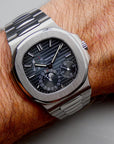 SOLD Patek Philippe Nautilus 5712 Full set 2016 Mint