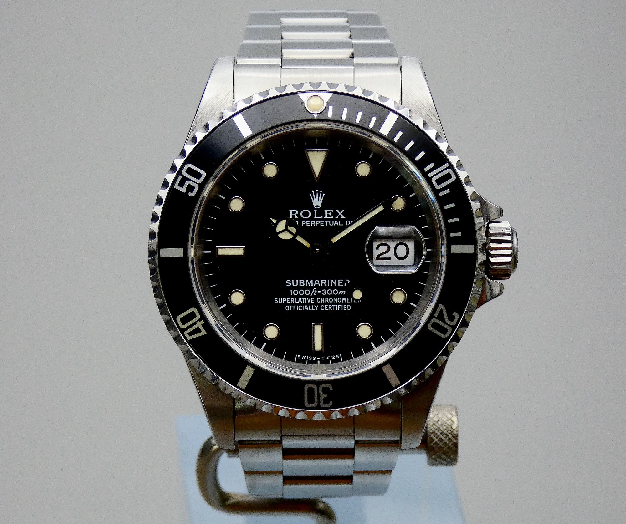 SOLD Rolex Submariner Date 1995 / Fat case / perfect patina