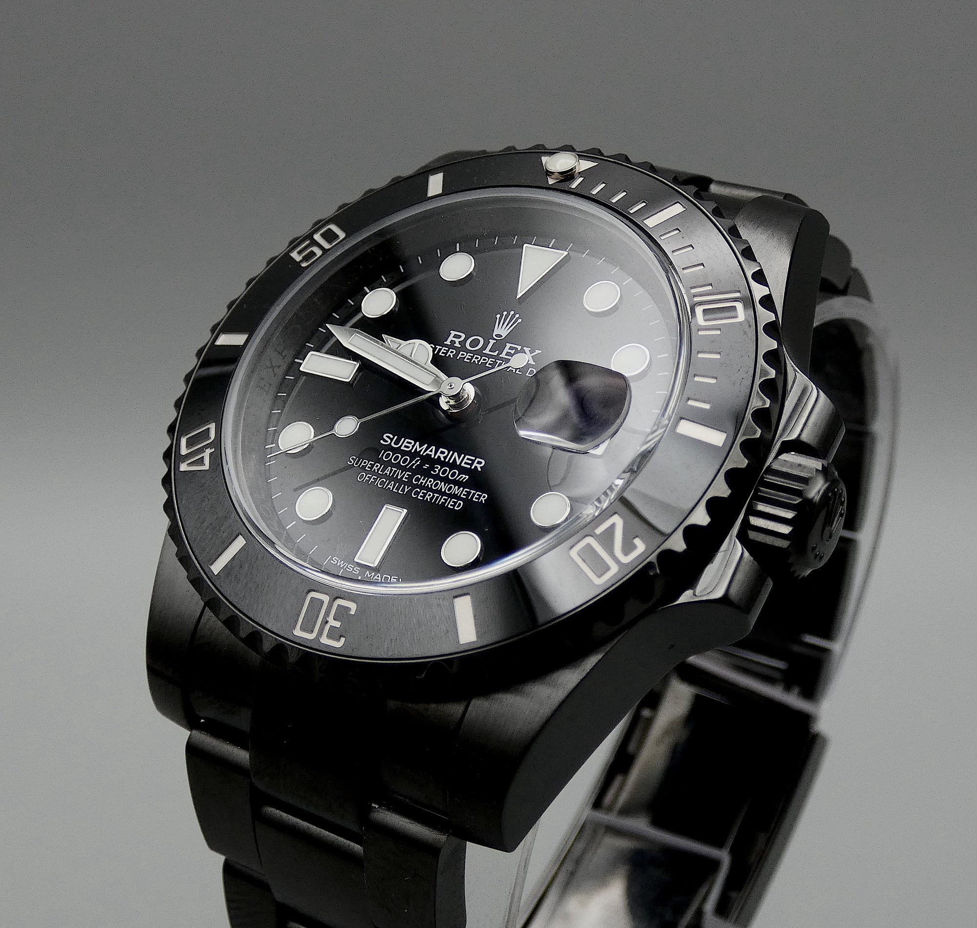 SOLD Rolex Submariner Date / All Black / DLC