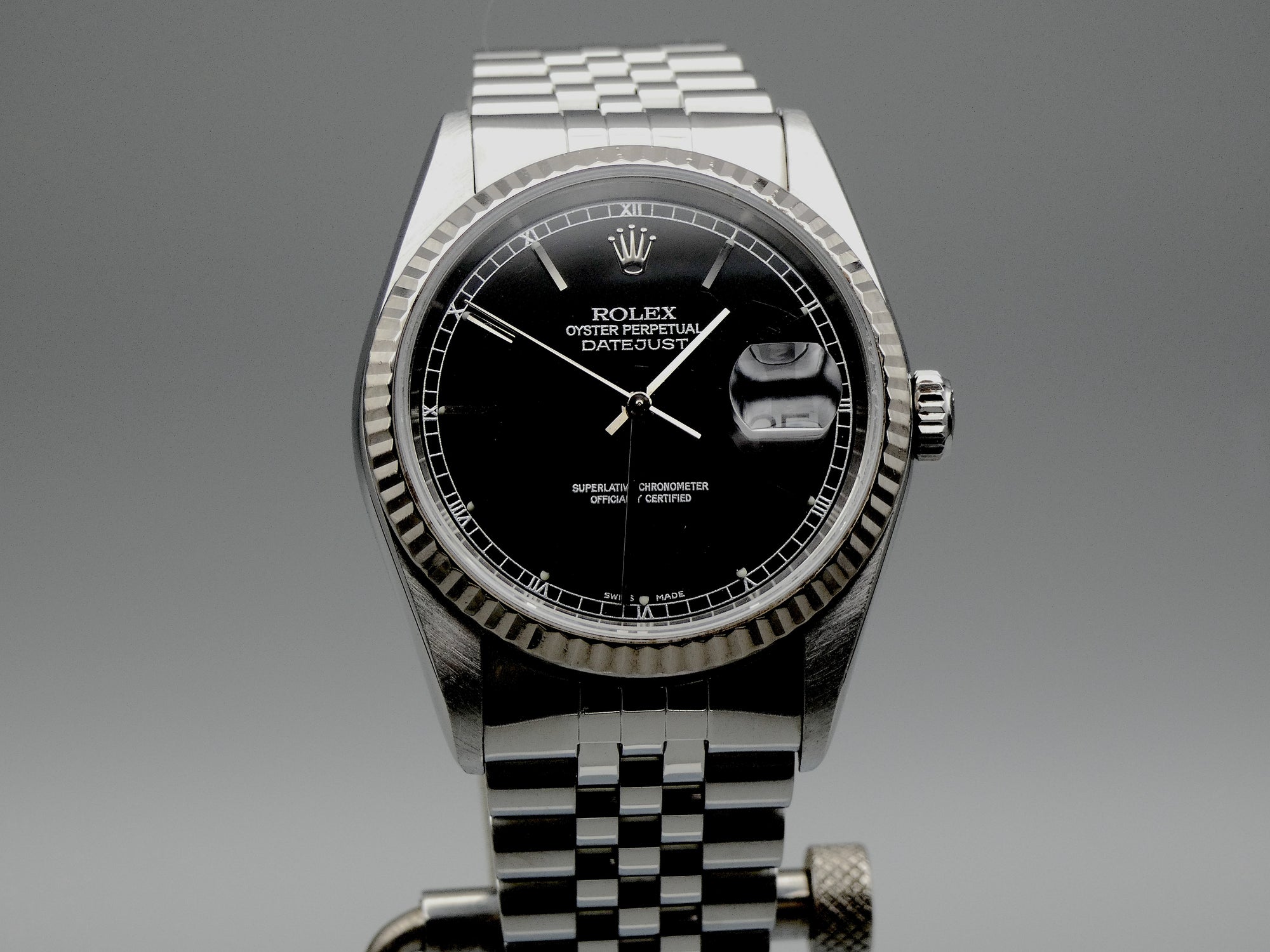 SOLD Rolex Datejust 36 - serviced - black dial - MINT