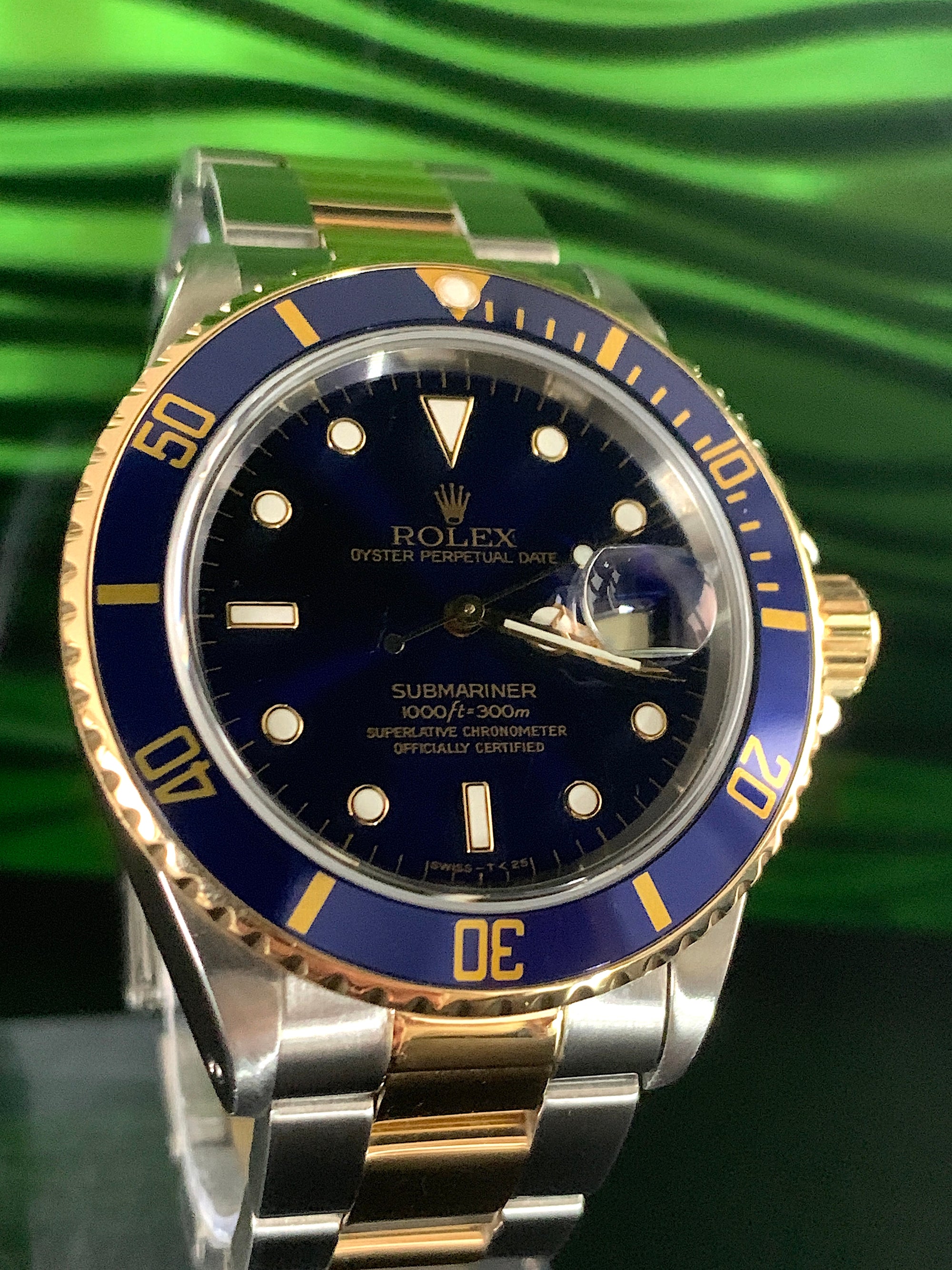 SOLD Rolex Submariner 16803 Full set