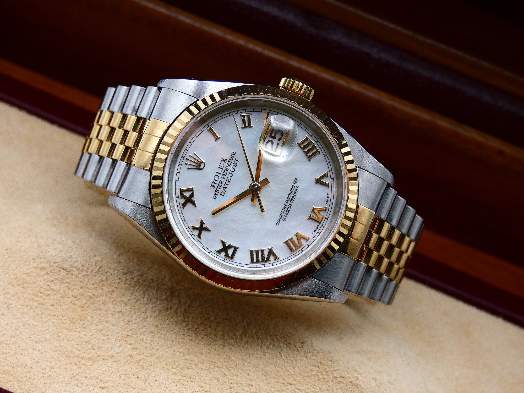 SOLD RARE Datejust 36 Mother of Pear MOP 16233 / 2002